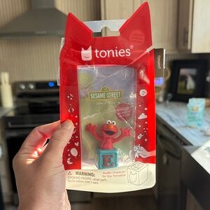 Tonies Sesame Street Elmo Audio Character SPANISH VERSION